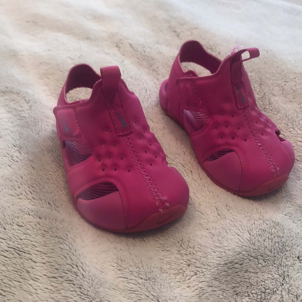 Nike water shoes